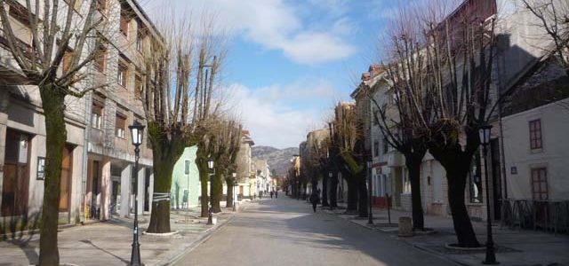 Na Cetinju uhapšen šezdesetogodišnjak zbog nedozvoljenih polnih radnji nad maloljetnicom